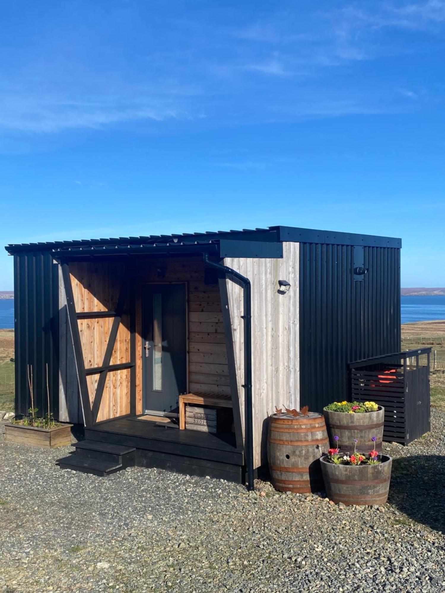 Unique Luxurious Cabin On Sea View Working Croft Garrabost Bagian luar foto